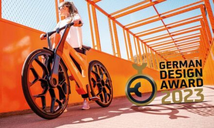 Futuristisches Rad aus recyceltem Kunststoff