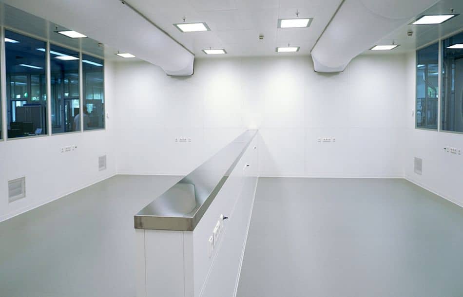 faulhaber-dff-clean-room-inside _800x600_beitragsbild